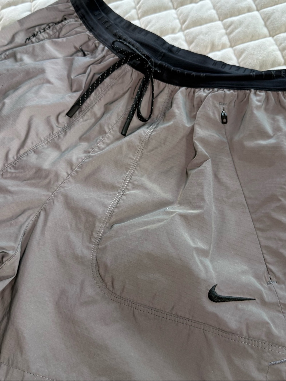 Nike Run Division Dri-FIT ADV 2-in-1 Reflective Shorts Silver Gray Men’s Size Sm